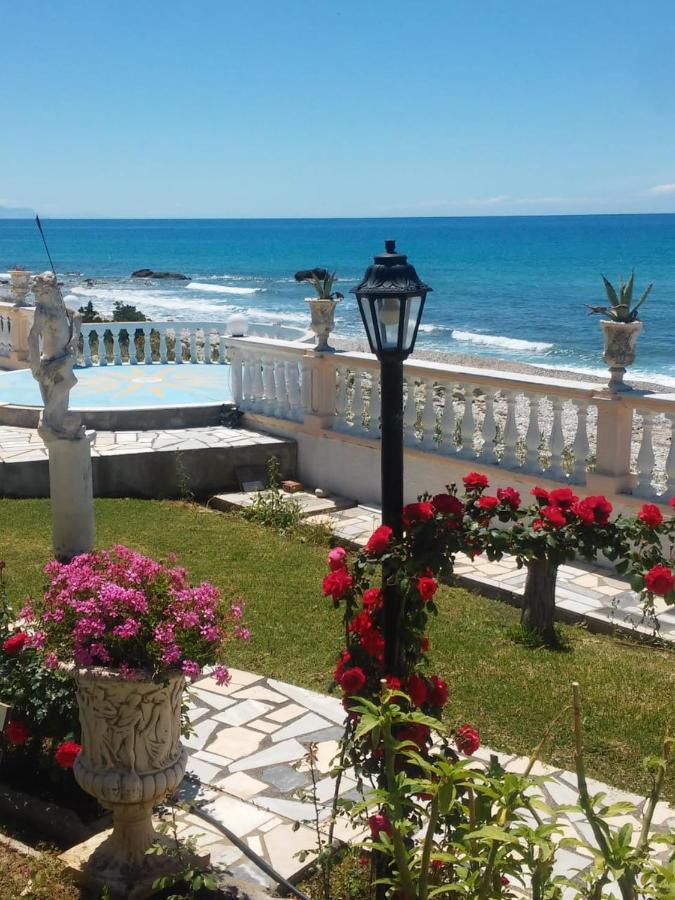 Villa Isabel Ríza Esterno foto